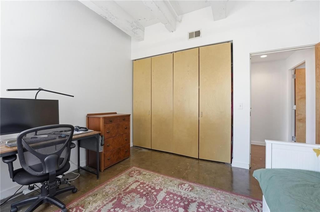 21 W 10th Street — photo 19