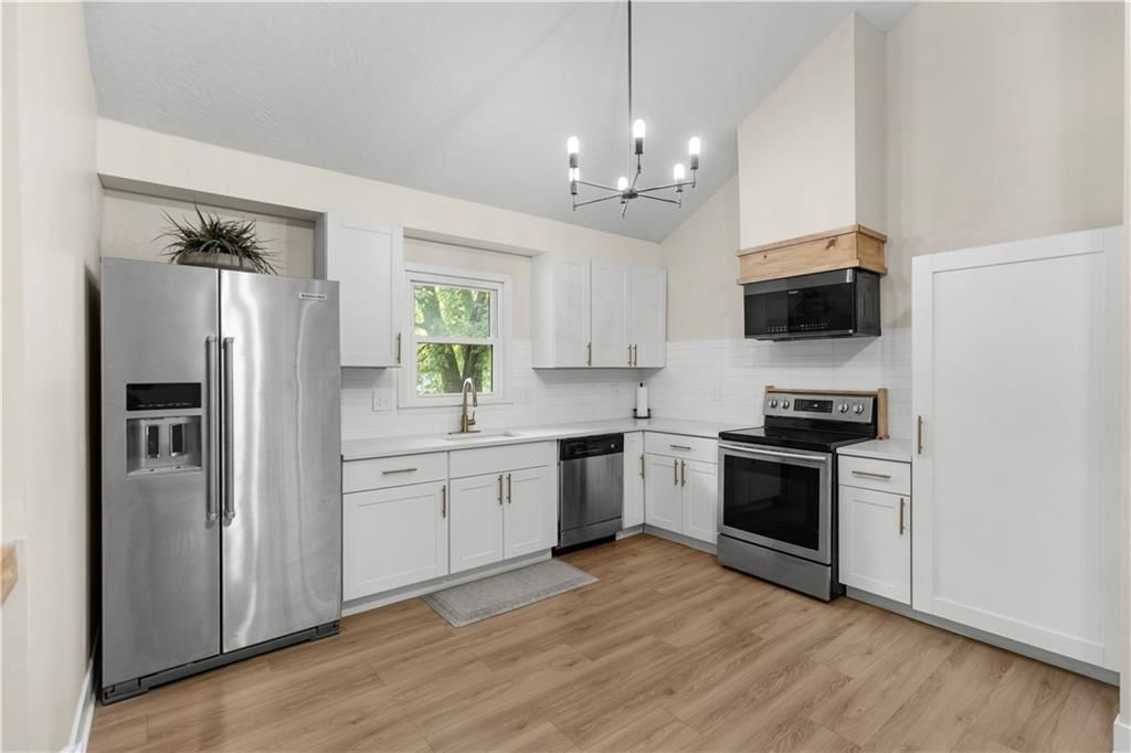 4600 Locust Avenue — photo 8
