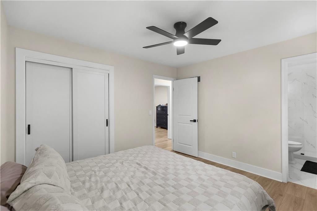 4600 Locust Avenue — photo 10