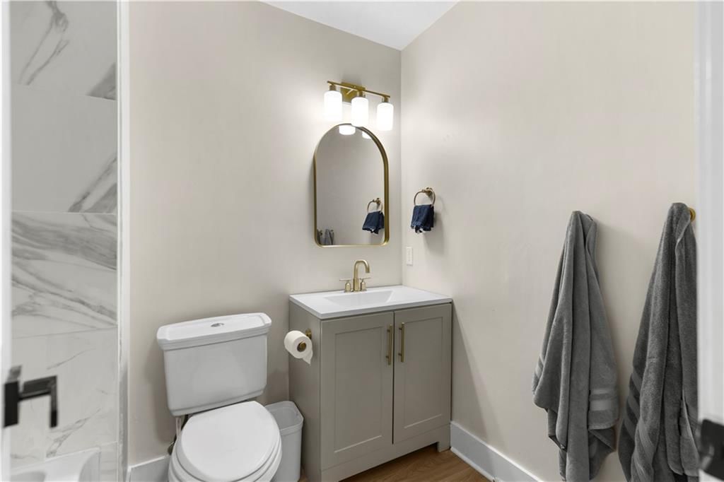 4600 Locust Avenue — photo 13
