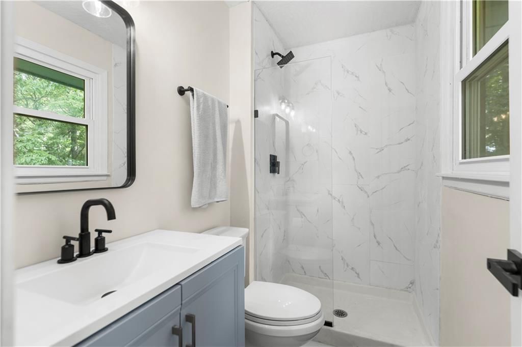 4600 Locust Avenue — photo 14