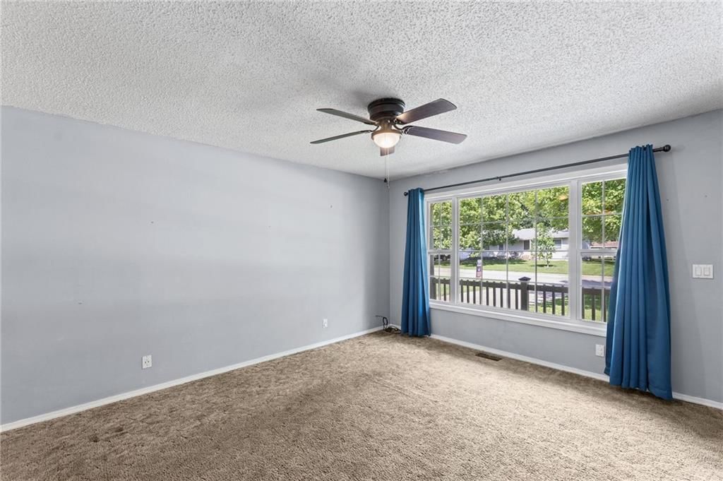 414 Kansas Drive — photo 4