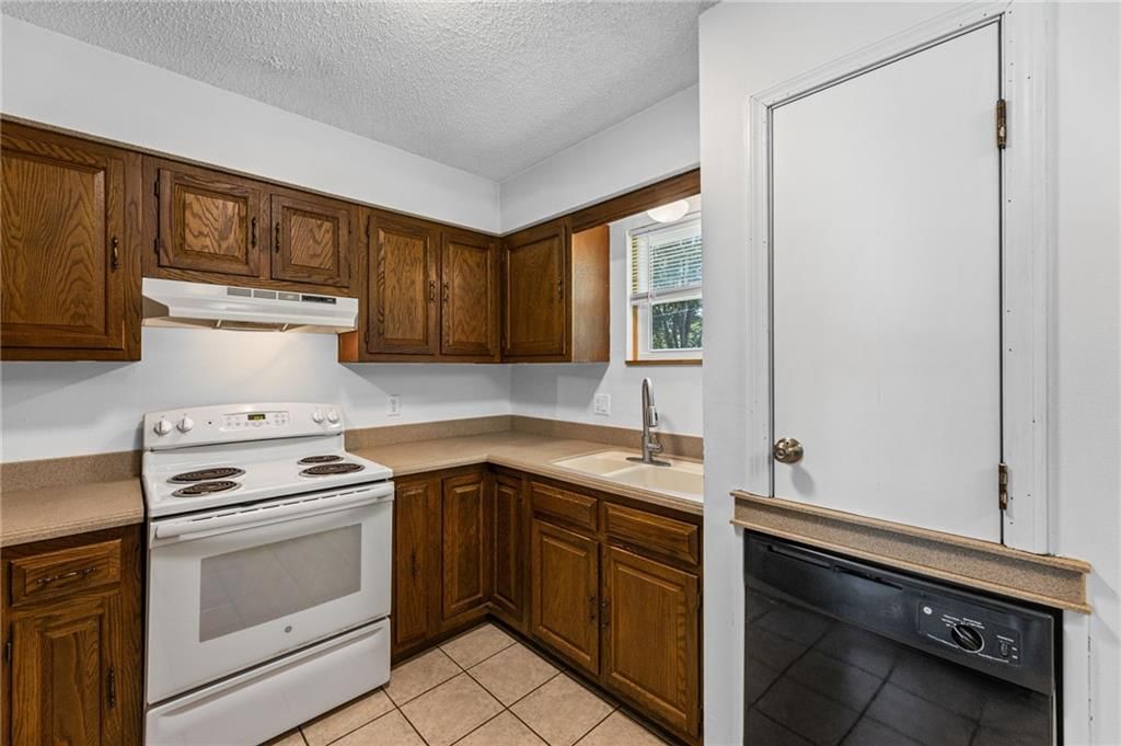 414 Kansas Drive — photo 9