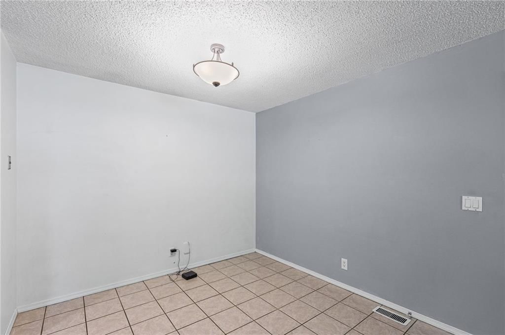 414 Kansas Drive — photo 13
