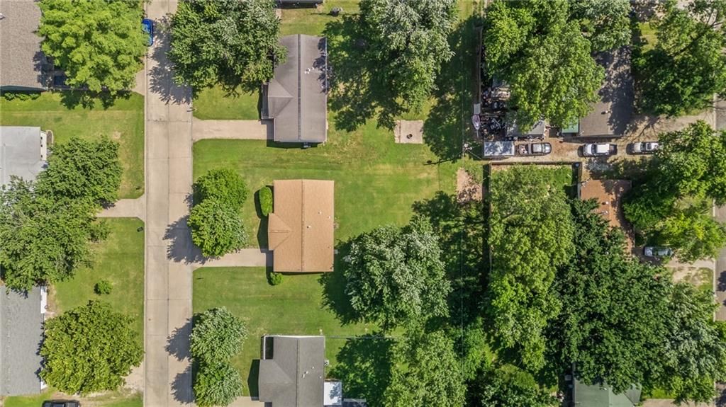 414 Kansas Drive — photo 27
