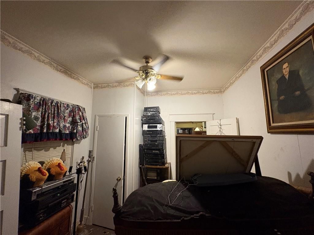 8617 Thompson Avenue — photo 17