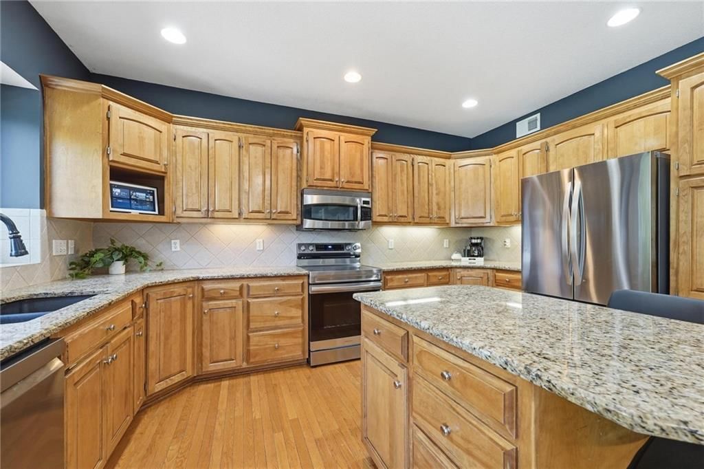 5920 W 153rd Street — photo 12