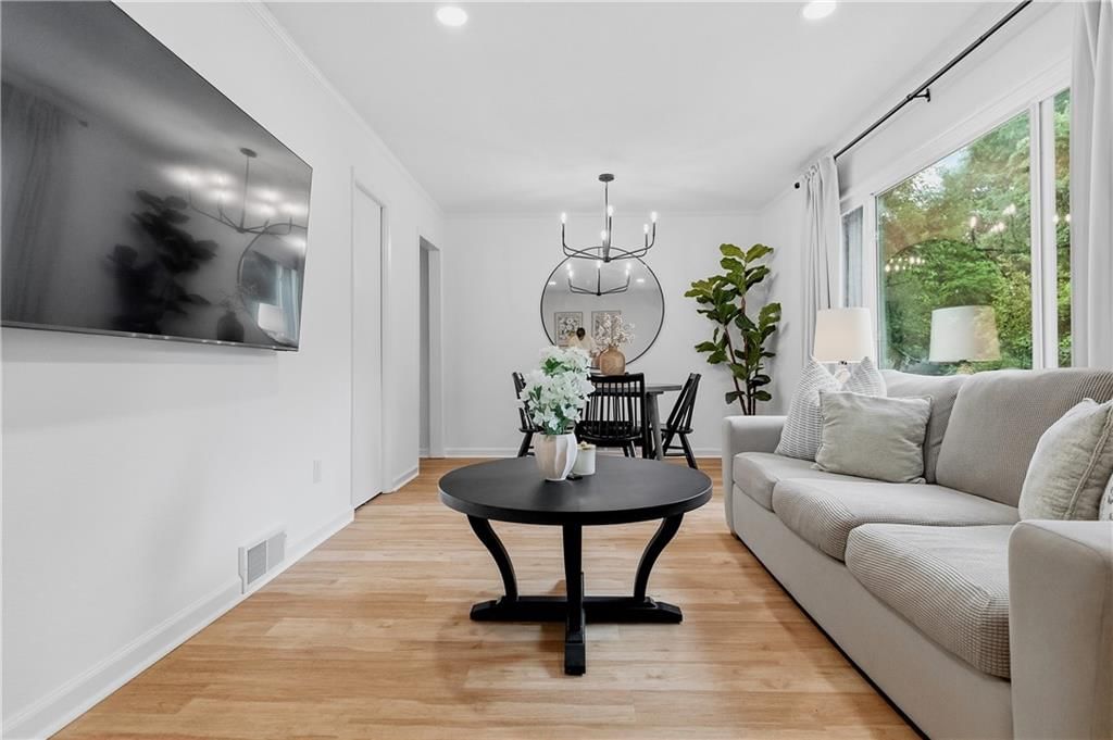 7620 Rainbow Drive — photo 8