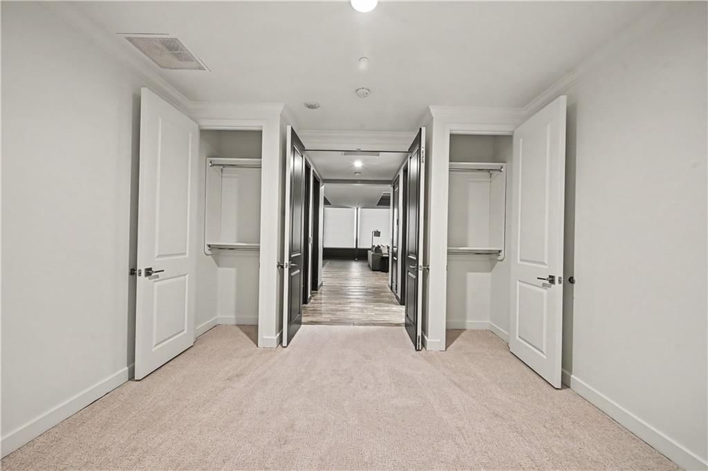 700 W 31st Street — photo 26