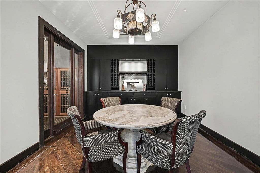 700 W 31st Street — photo 32