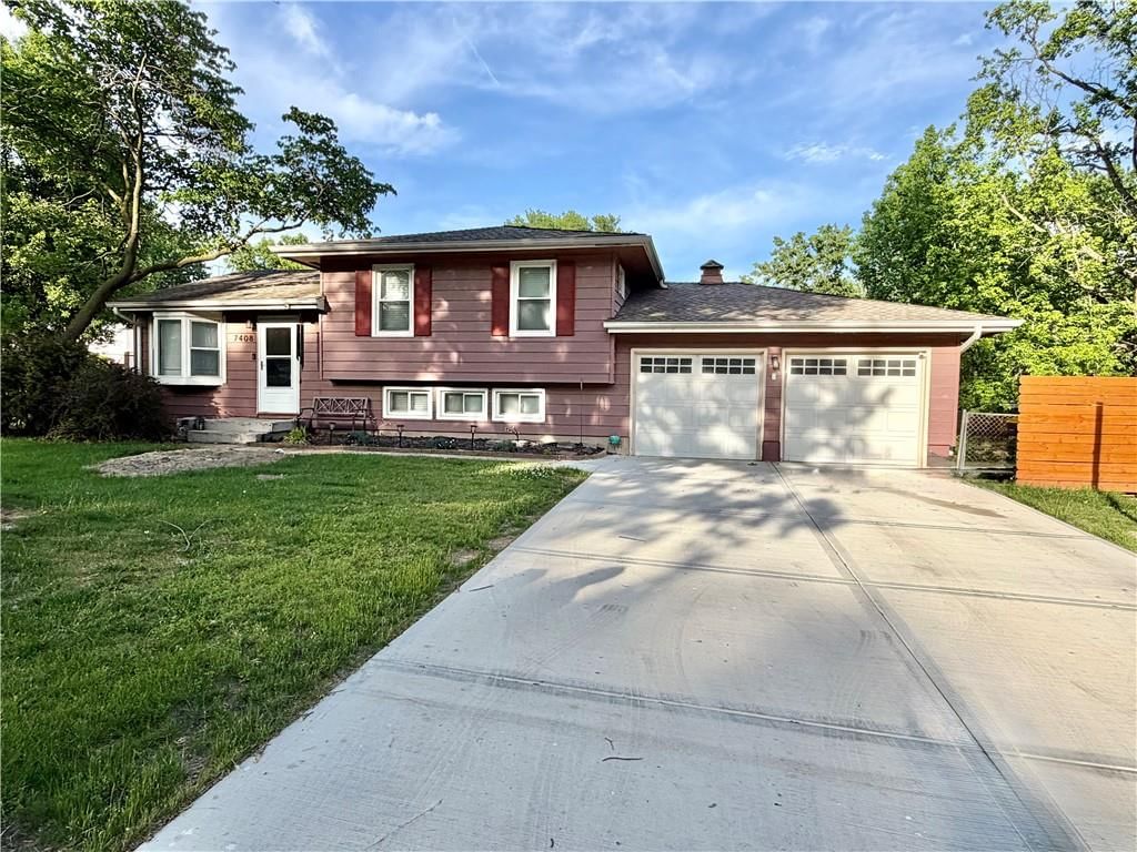 7408 NW 75TH Terrace — photo 1