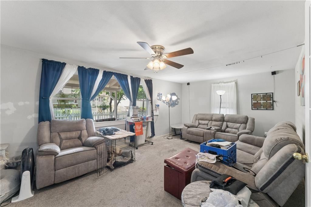 124 W Nickell Avenue — photo 17