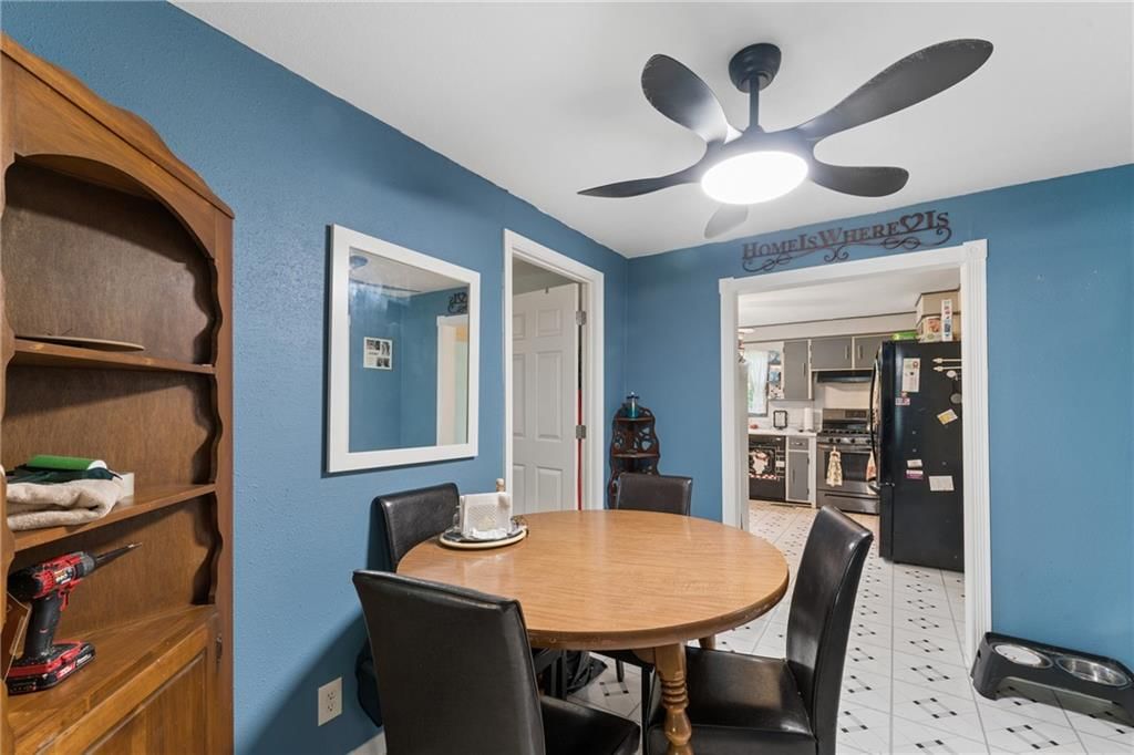 124 W Nickell Avenue — photo 19