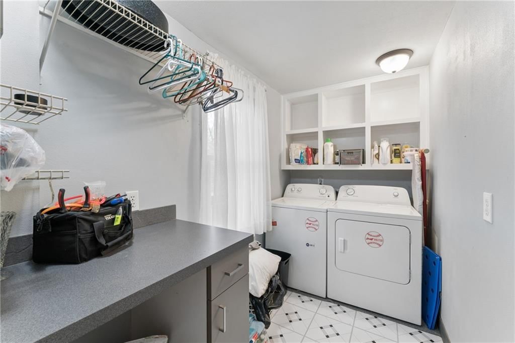124 W Nickell Avenue — photo 25