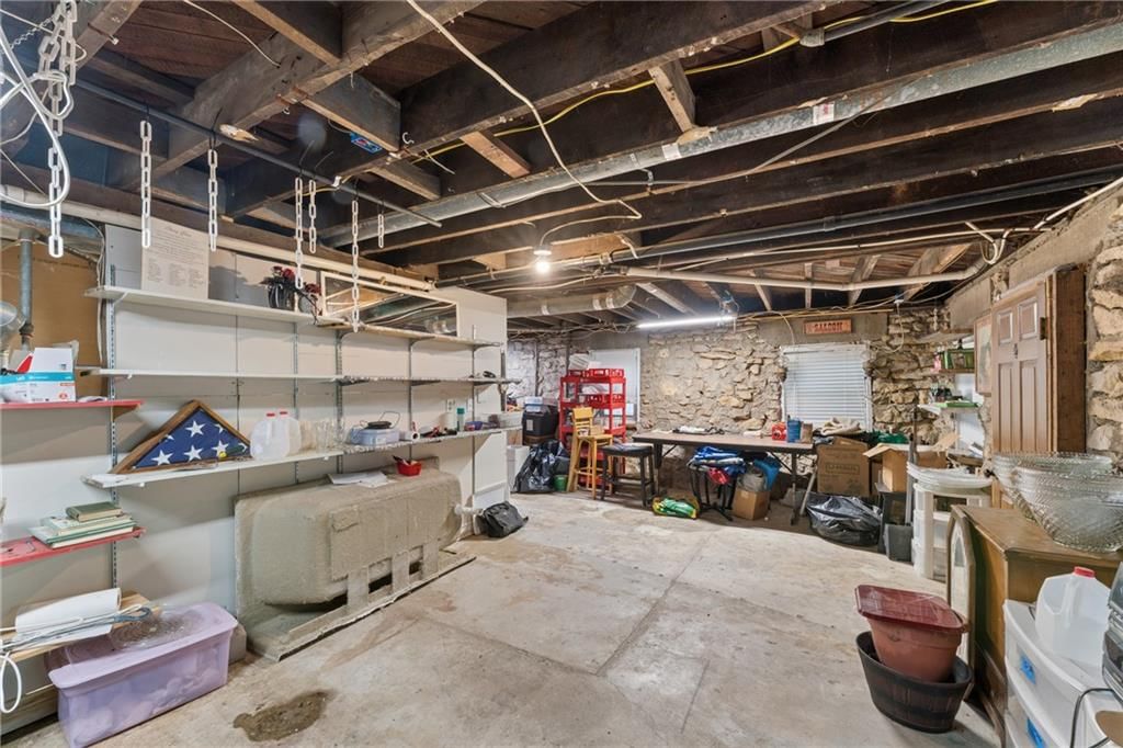 124 W Nickell Avenue — photo 33