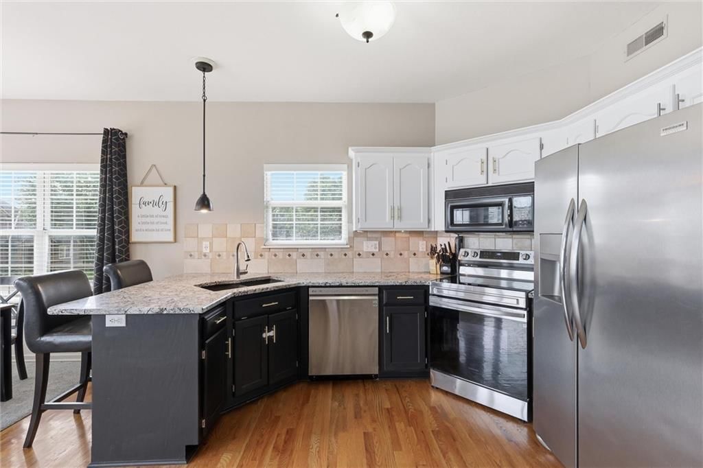7703 Breckenridge Avenue — photo 17