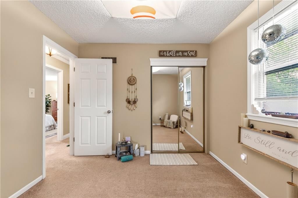 525 NE Noeleen Lane — photo 27