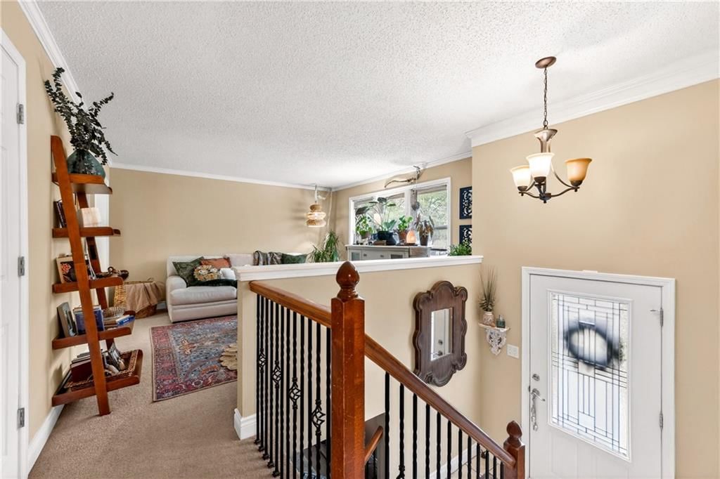 525 NE Noeleen Lane — photo 28