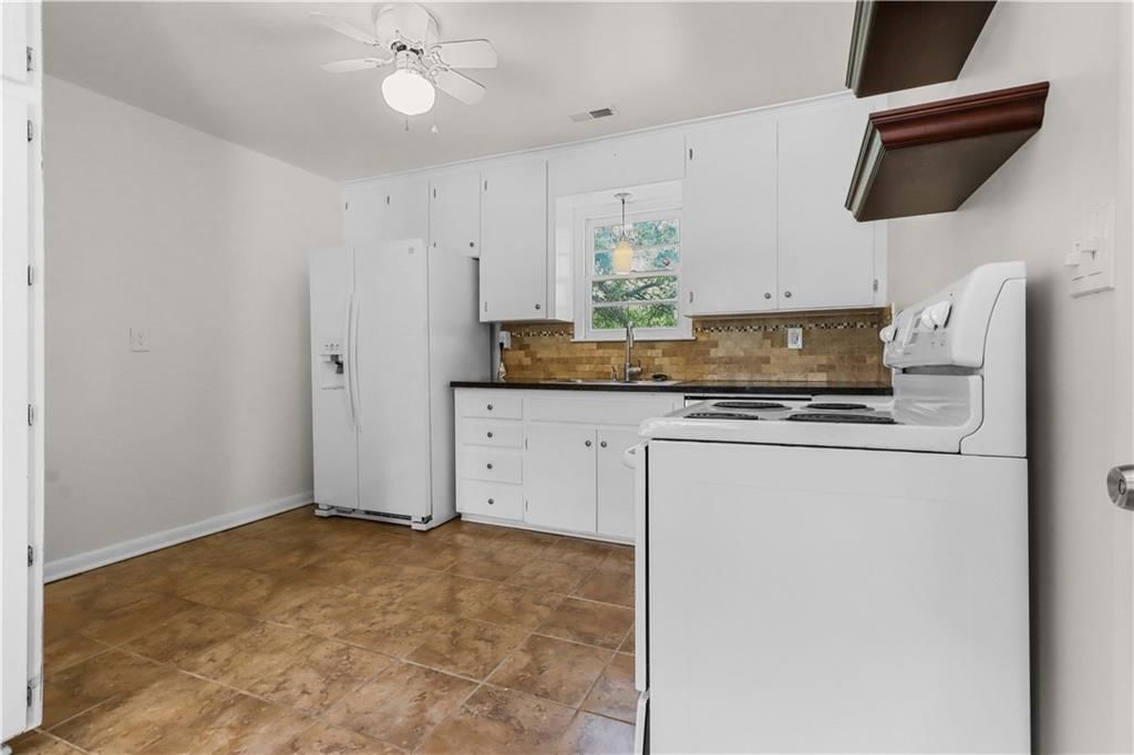 6036 Rosehill Road — photo 13