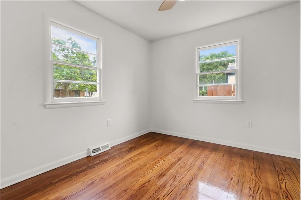 6036 Rosehill Road — photo 18