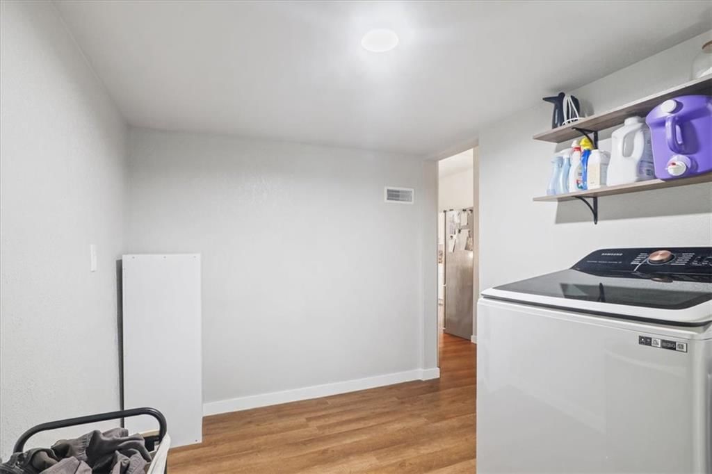 102 Main Street — photo 13
