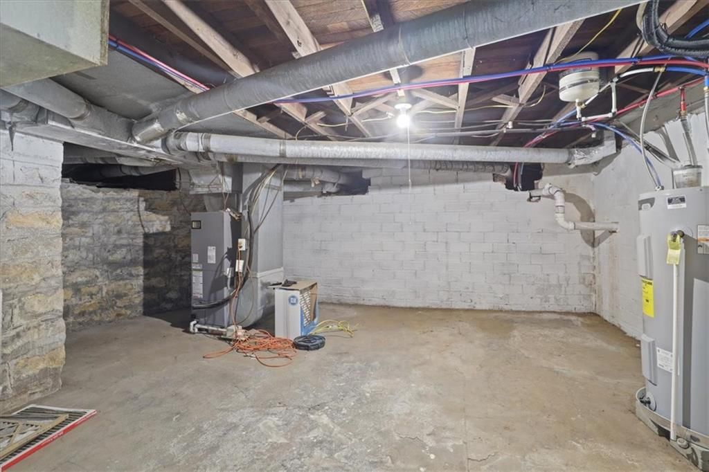 102 Main Street — photo 25