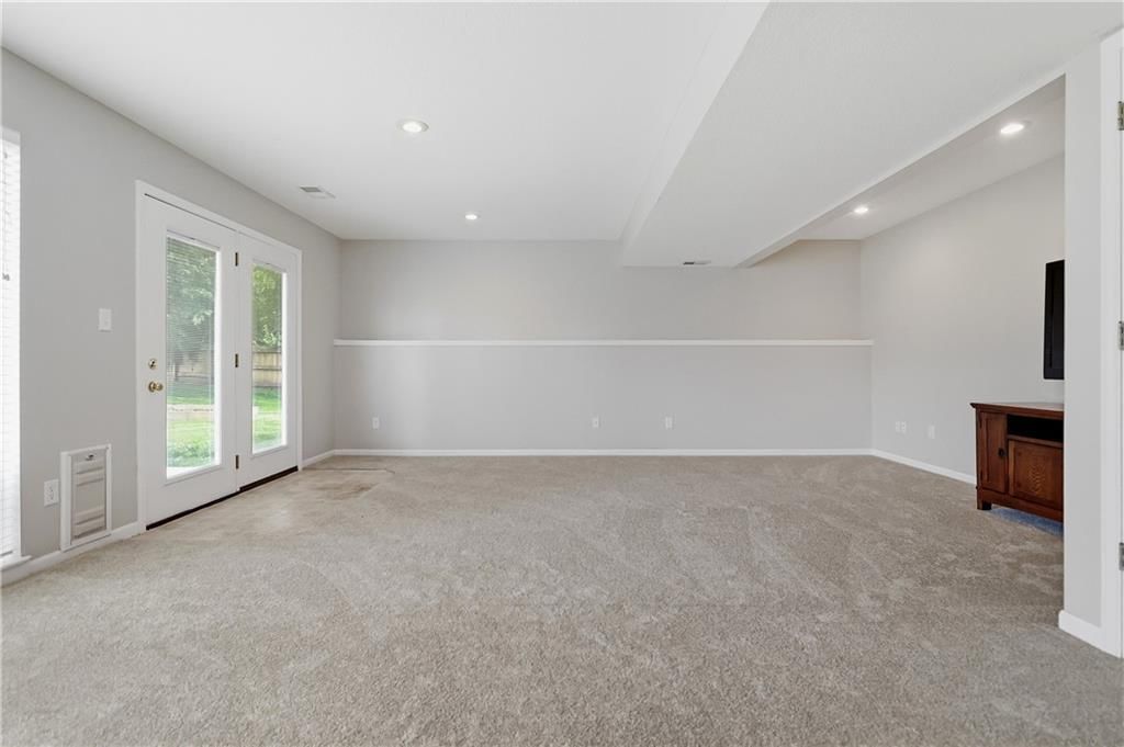 21117 E 50th Terrace Drive S — photo 32