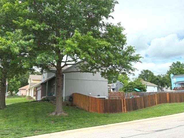 4301 NW Cortland Drive — photo 5