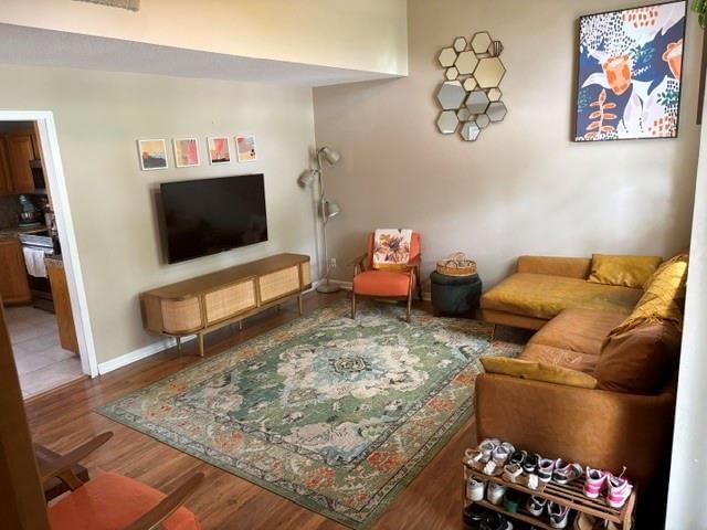 4301 NW Cortland Drive — photo 9