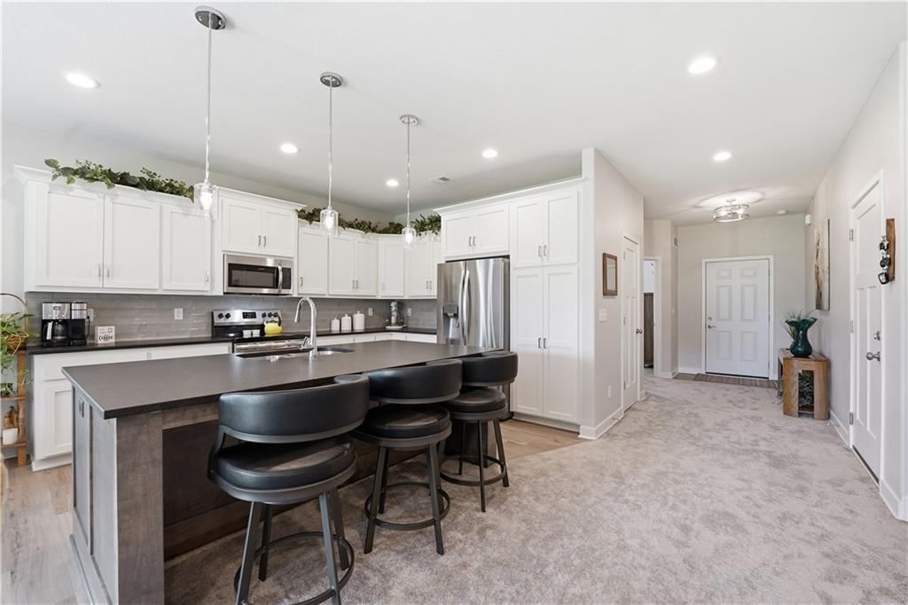 22503 Vincent Street — photo 11