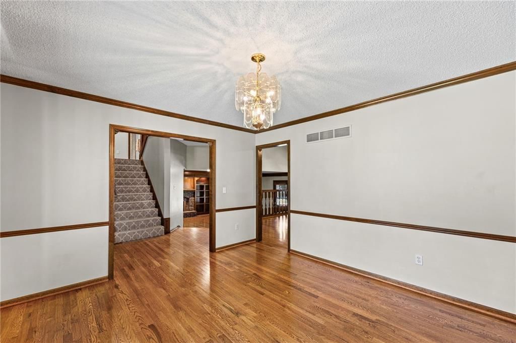 2110 S Halleys Court — photo 12