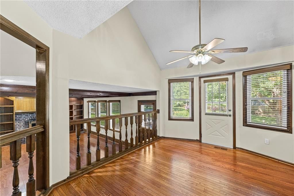 2110 S Halleys Court — photo 16