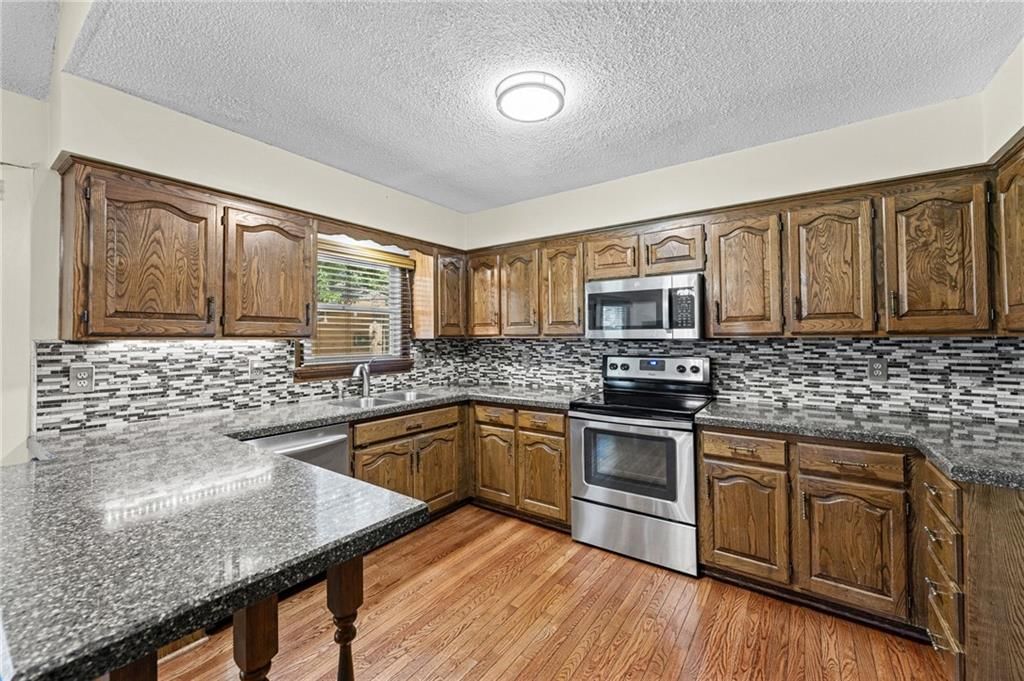 2110 S Halleys Court — photo 20