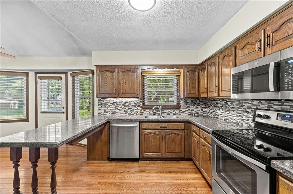 2110 S Halleys Court — photo 22