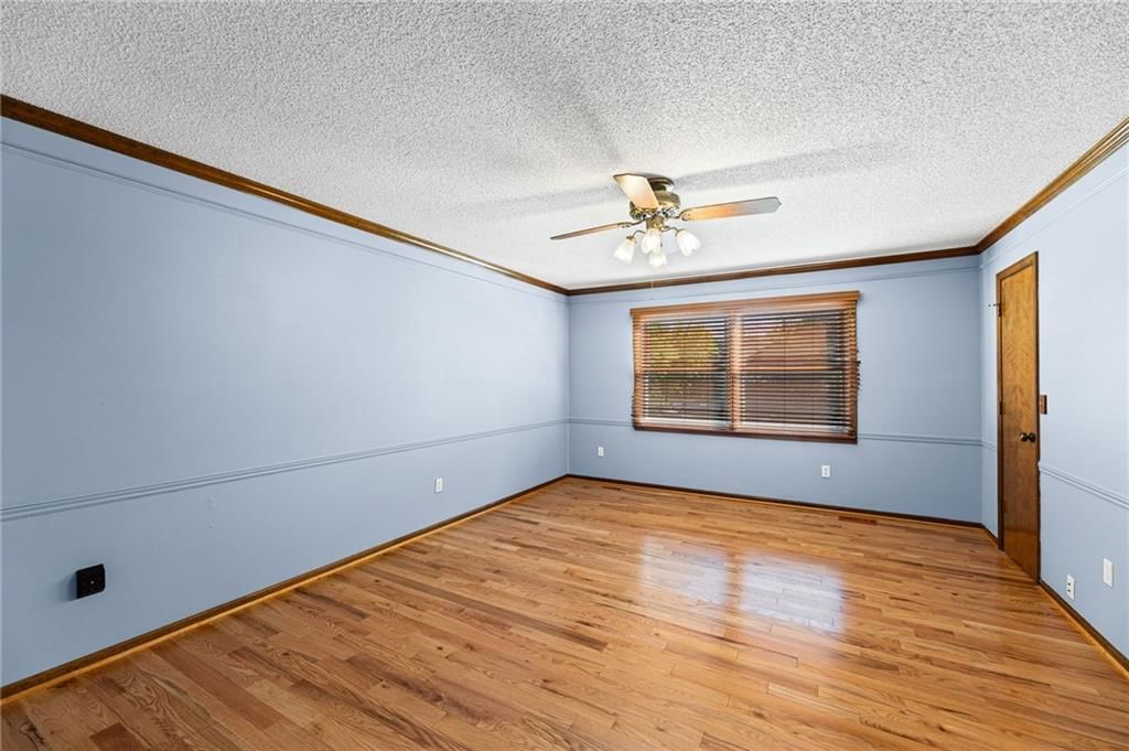 2110 S Halleys Court — photo 26