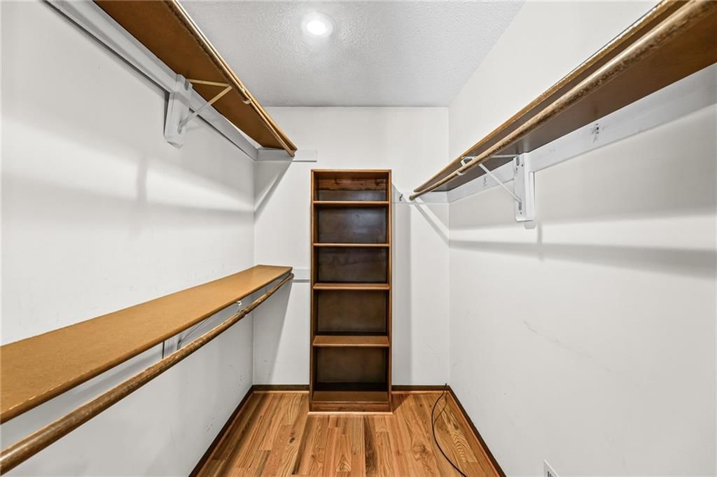 2110 S Halleys Court — photo 30