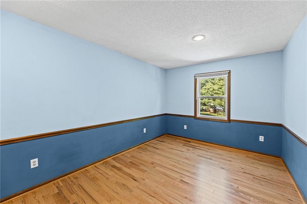 2110 S Halleys Court — photo 32