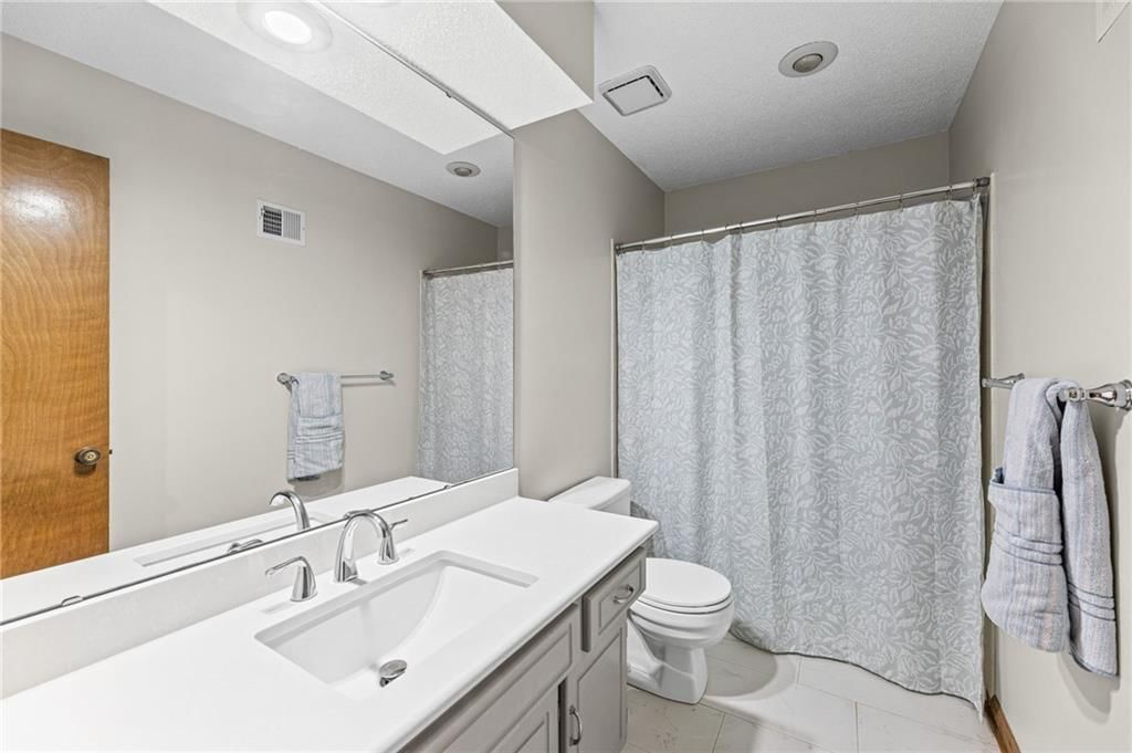 2110 S Halleys Court — photo 34