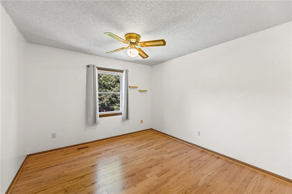 2110 S Halleys Court — photo 39
