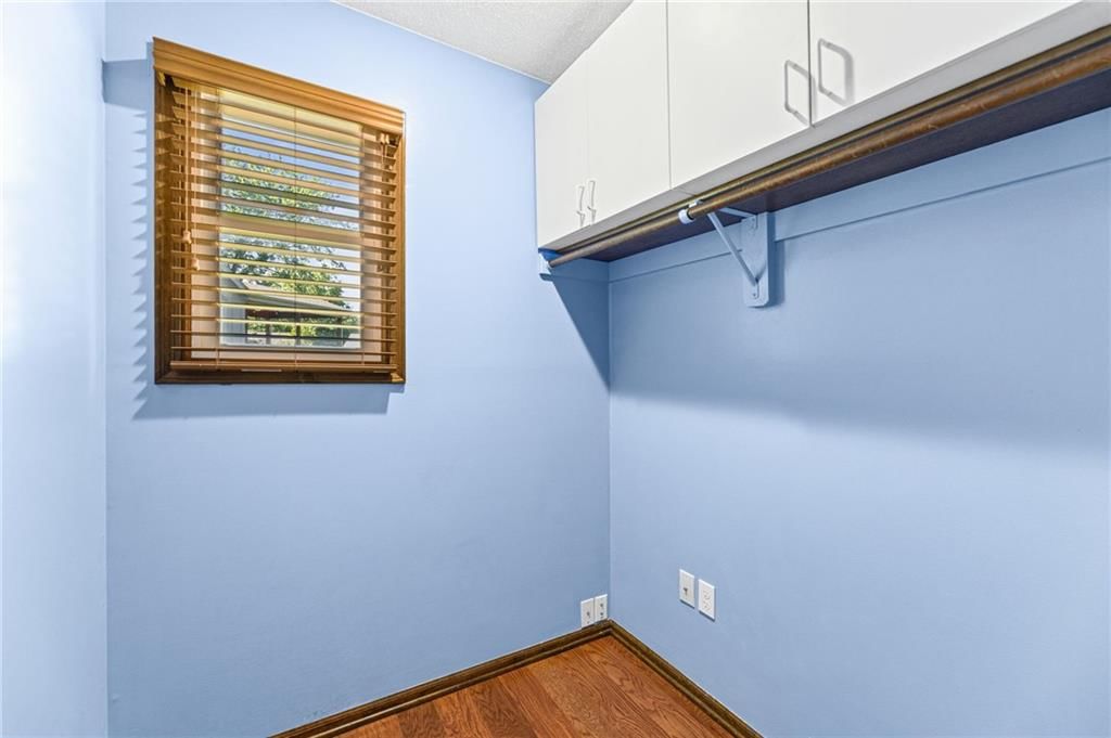 2110 S Halleys Court — photo 43