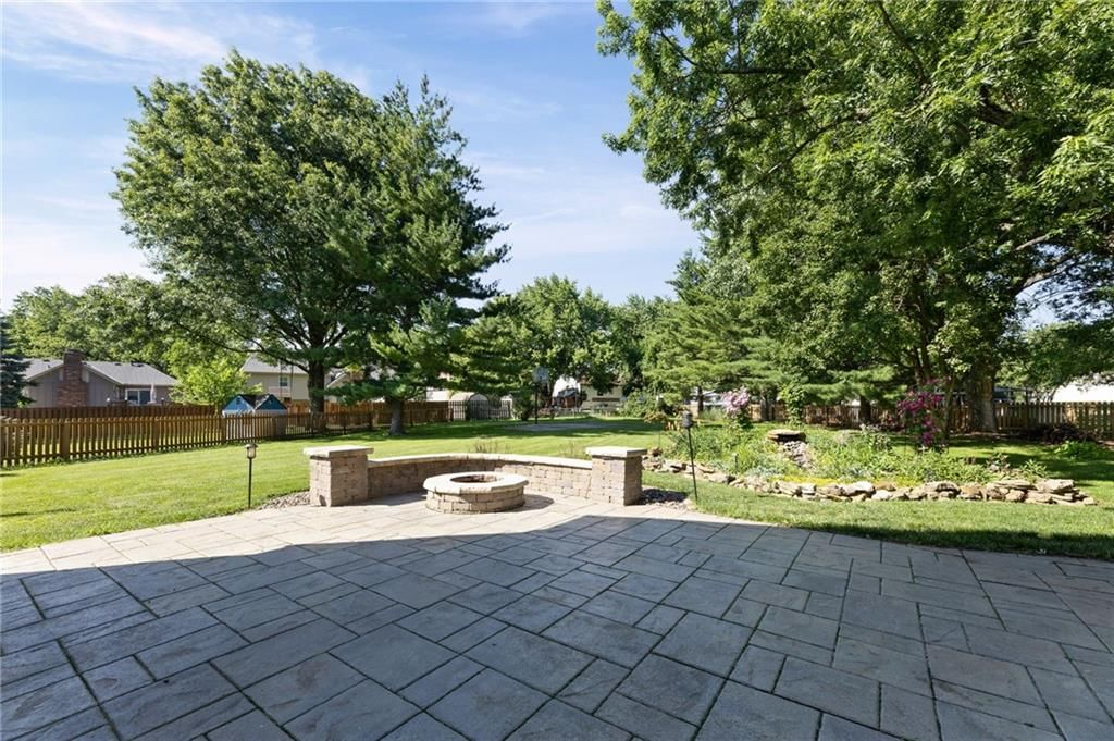 2110 S Halleys Court — photo 54