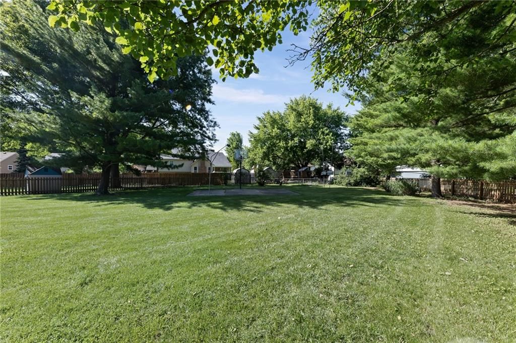 2110 S Halleys Court — photo 59