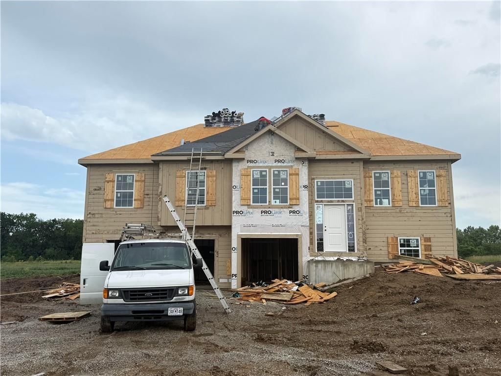 1110 Oak Ridge Street — photo 2