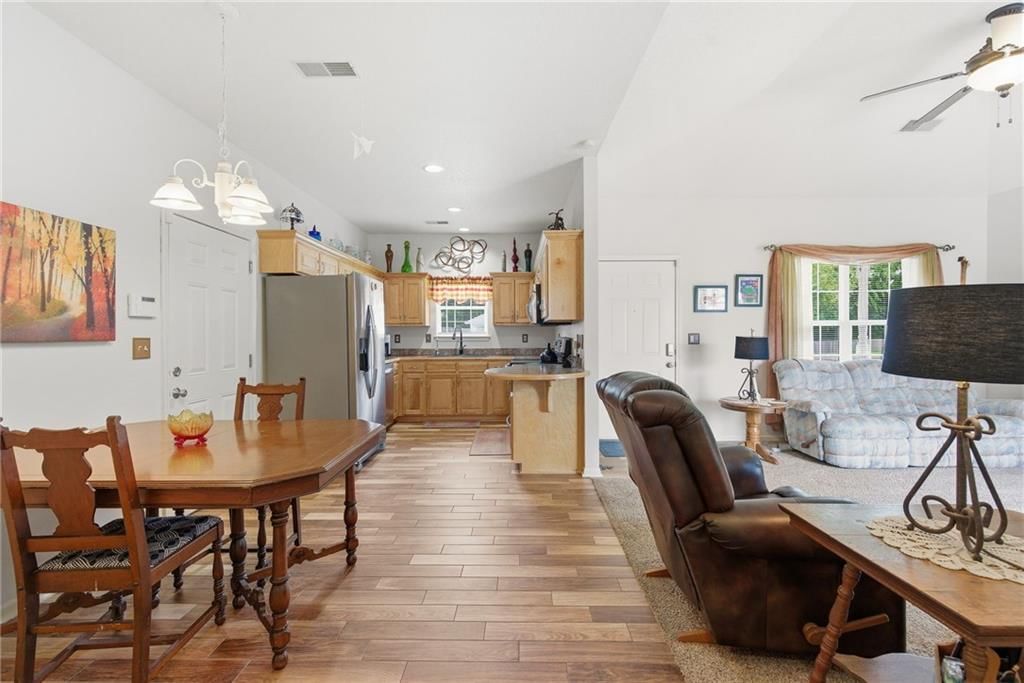 2121 N 114 Terrace — photo 14