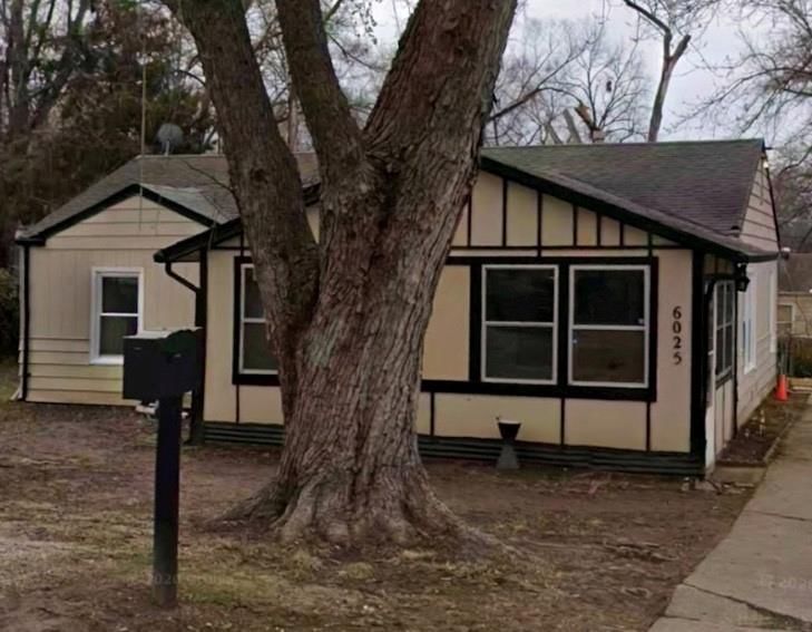 6025 Freeman Avenue — photo 1
