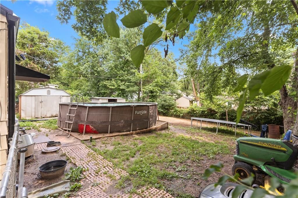 6025 Freeman Avenue — photo 13