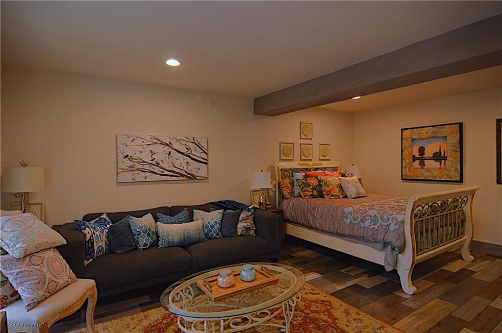 8424 S Russell Road — photo 33