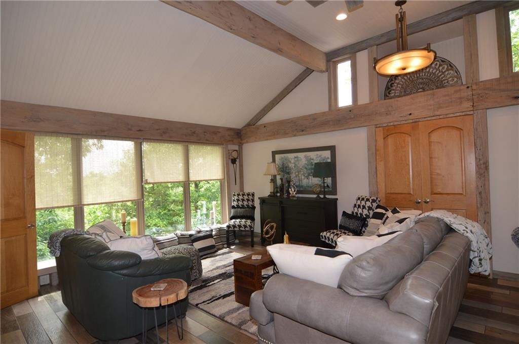 8424 S Russell Road — photo 36