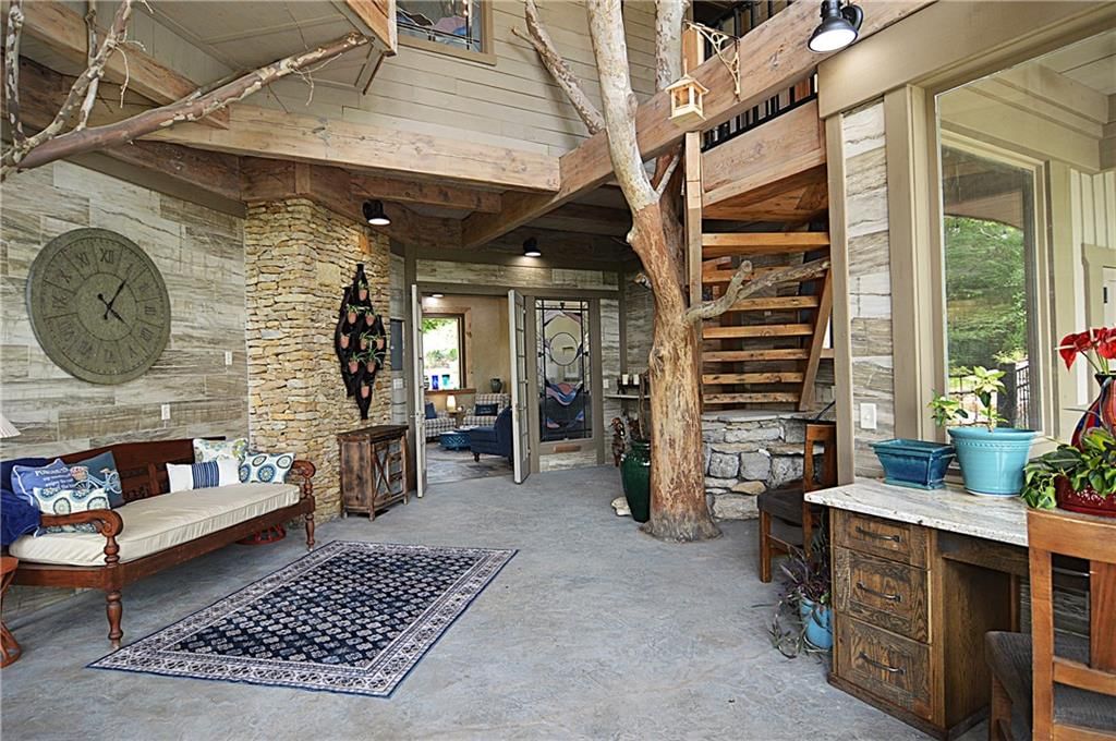 8424 S Russell Road — photo 49