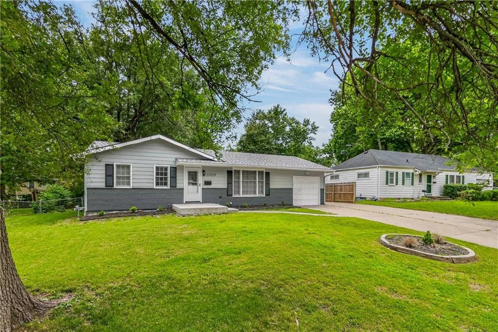 13209 Herrick Avenue — photo 2